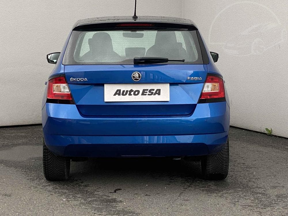 2015 Škoda FABIA - 5