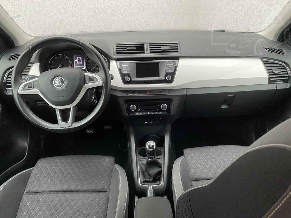 2015 Škoda FABIA - 8