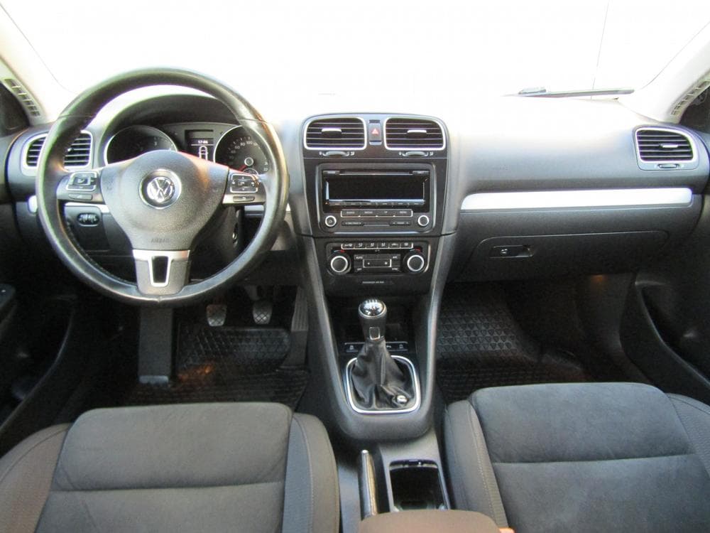 2013 Volkswagen GOLF - 8