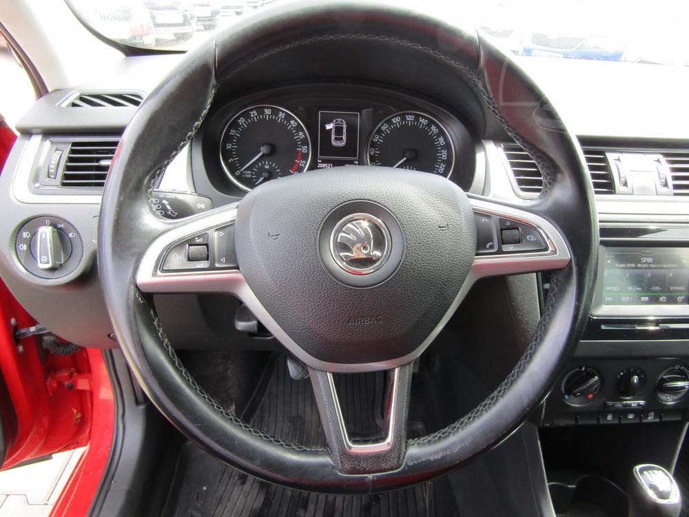 2015 Škoda RAPID - 13