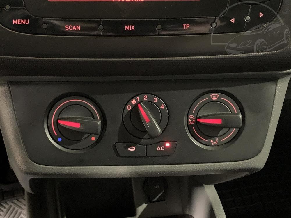 2011 Seat Ibiza - 46