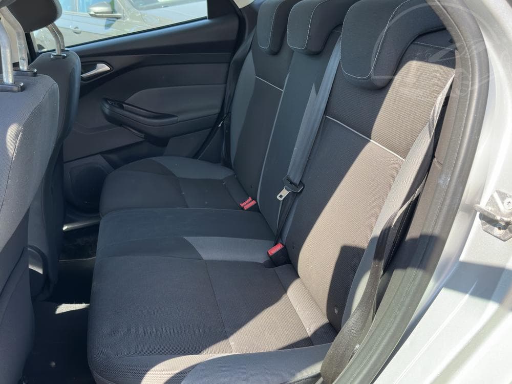 2011 Ford FOCUS - 10