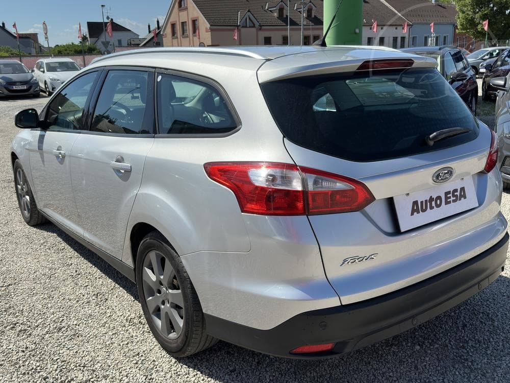 2011 Ford FOCUS - 6