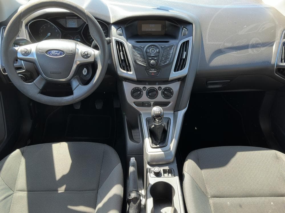 2011 Ford FOCUS - 8