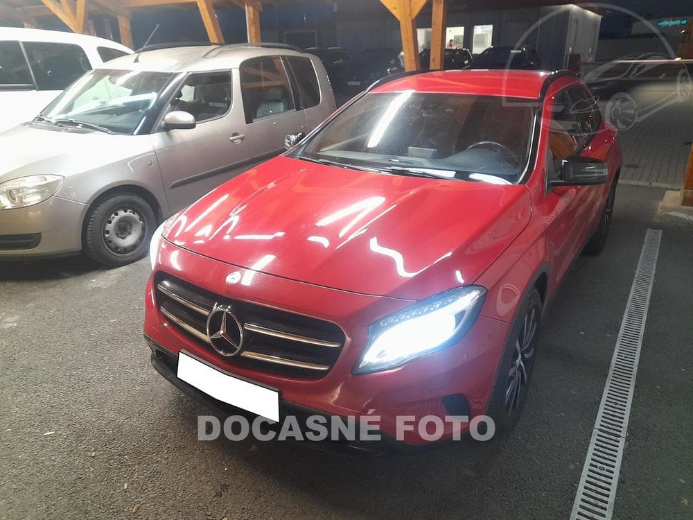 Mercedes-Benz GLA 2.2, ČR