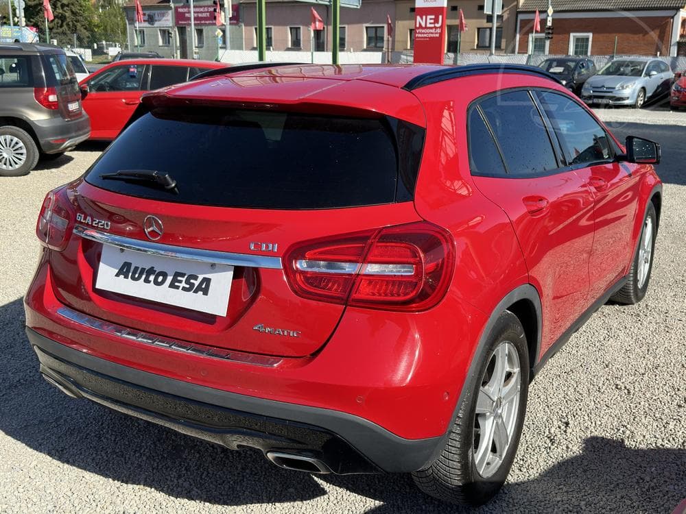 2014 Mercedes-Benz GLA - 13