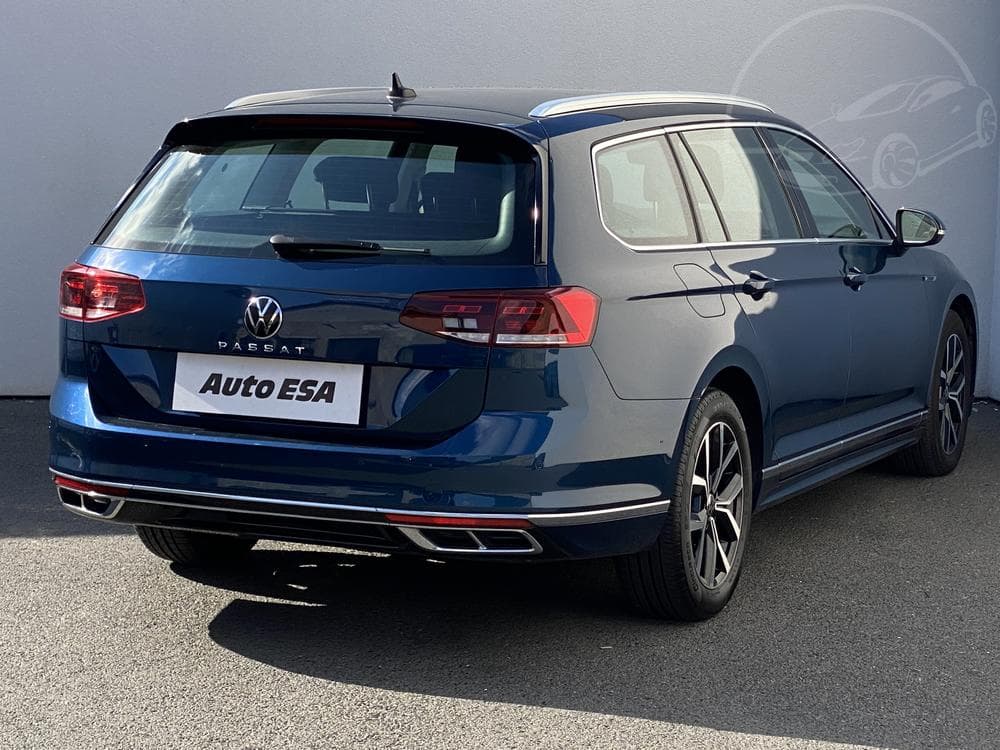 2022 Volkswagen PASSAT - 7
