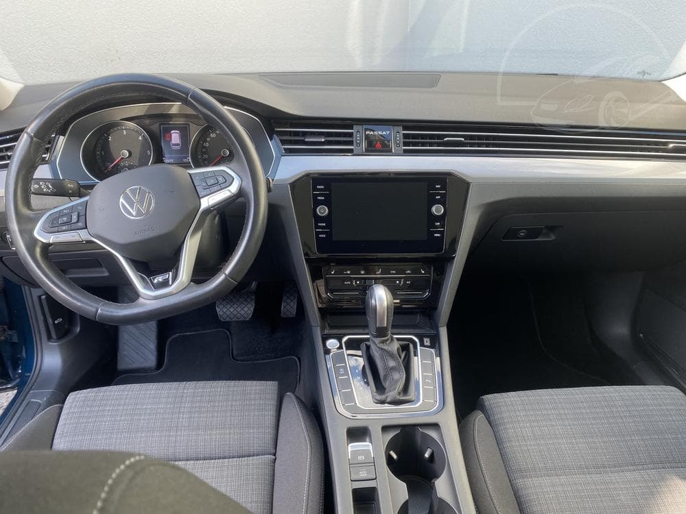 2022 Volkswagen PASSAT - 15