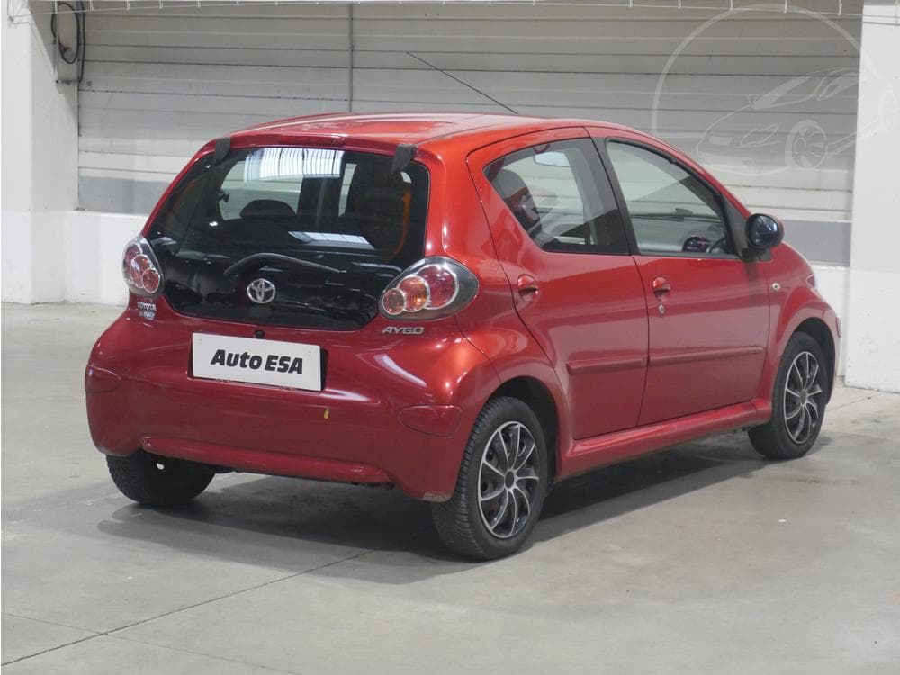 2010 Toyota AYGO - 4