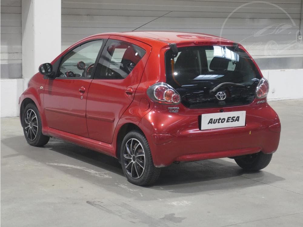 2010 Toyota AYGO - 6