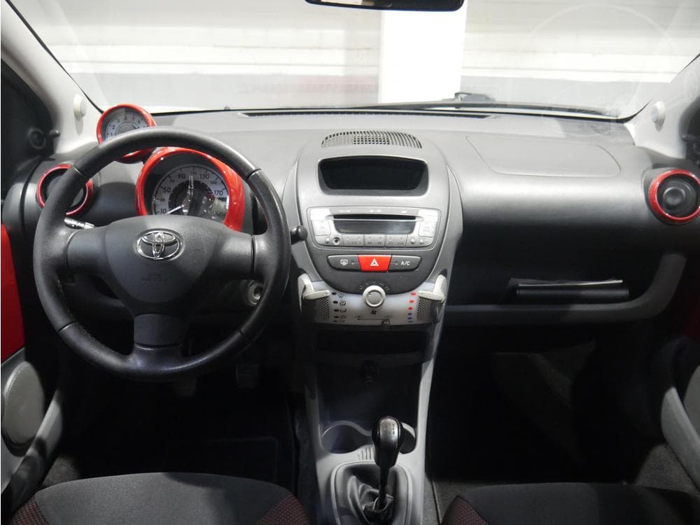 2010 Toyota AYGO - 8