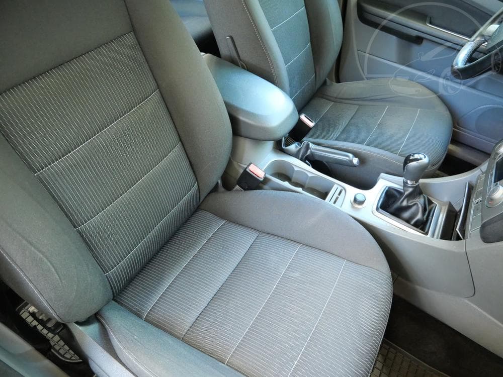 2008 Ford FOCUS - 21