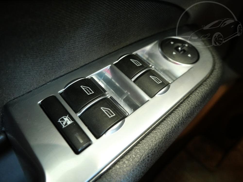 2008 Ford FOCUS - 27