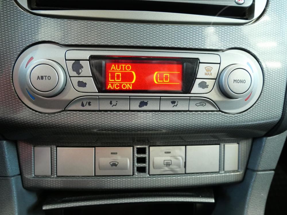 2008 Ford FOCUS - 37