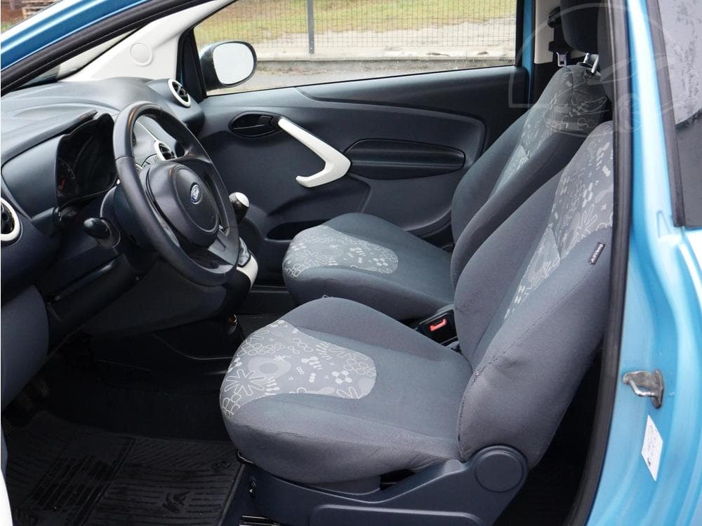 2010 Ford KA - 9
