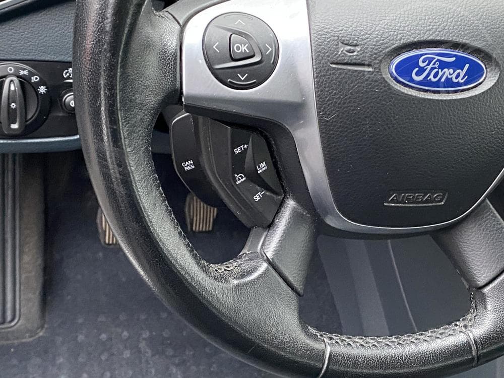 2015 Ford C-MAX - 13