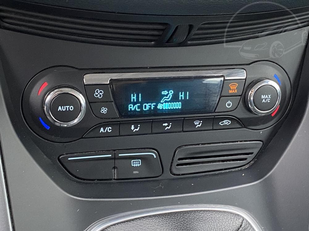2015 Ford C-MAX - 14