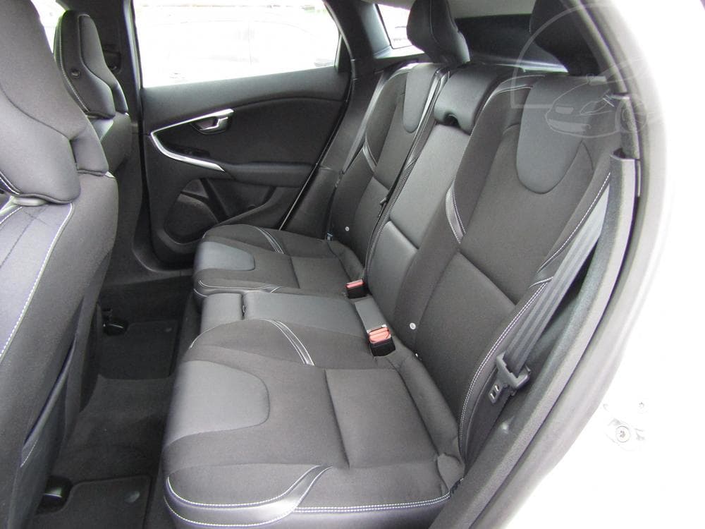 2013 Volvo V40 - 10