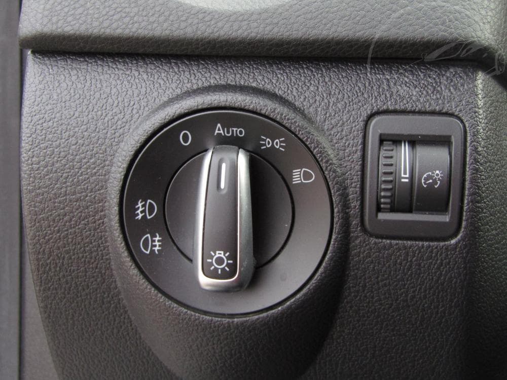 2014 Volkswagen Tiguan - 12