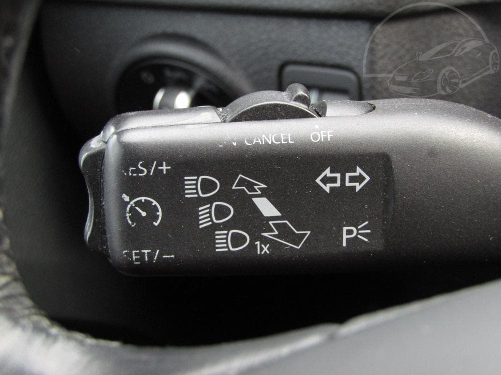 2014 Volkswagen Tiguan - 13