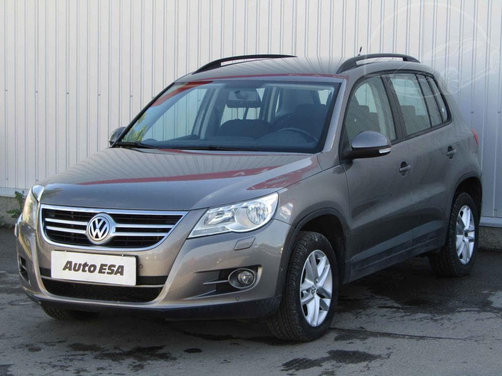 2010 Volkswagen TIGUAN - 3