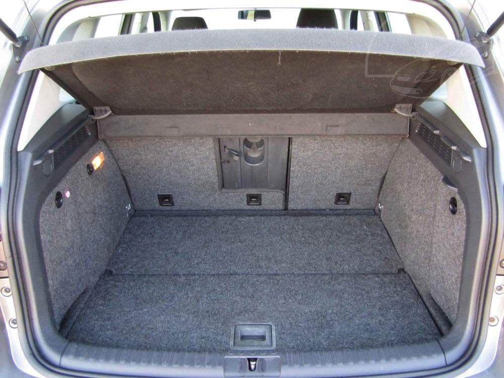 2010 Volkswagen TIGUAN - 7
