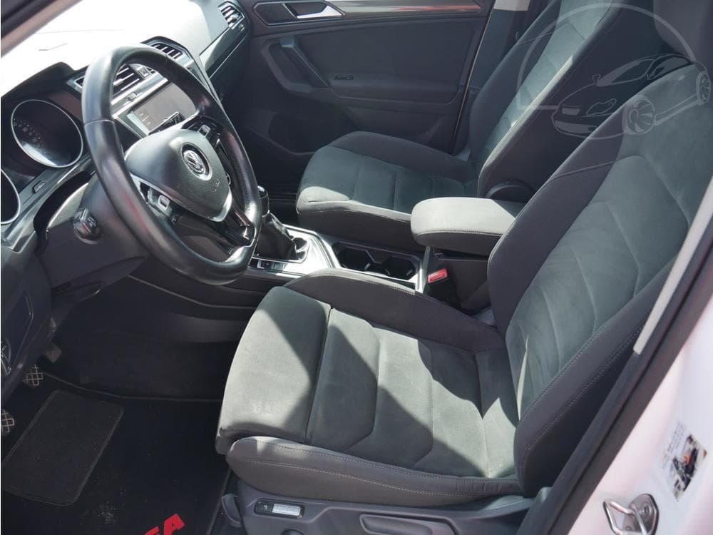 2016 Volkswagen TIGUAN - 25