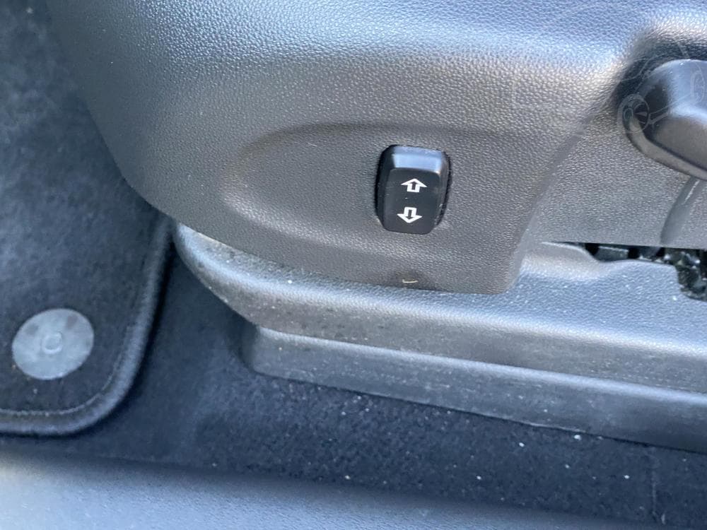 2021 Opel Crossland - 12