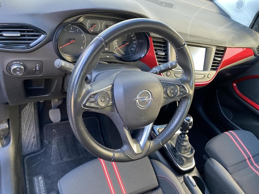 2021 Opel Crossland - 13