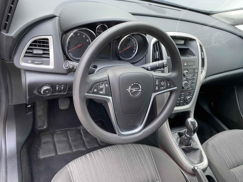 2012 Opel ASTRA - 12