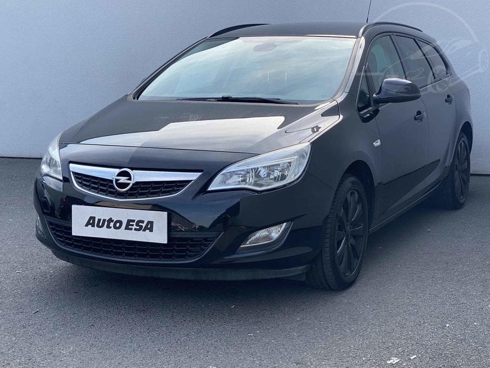 2012 Opel ASTRA - 3