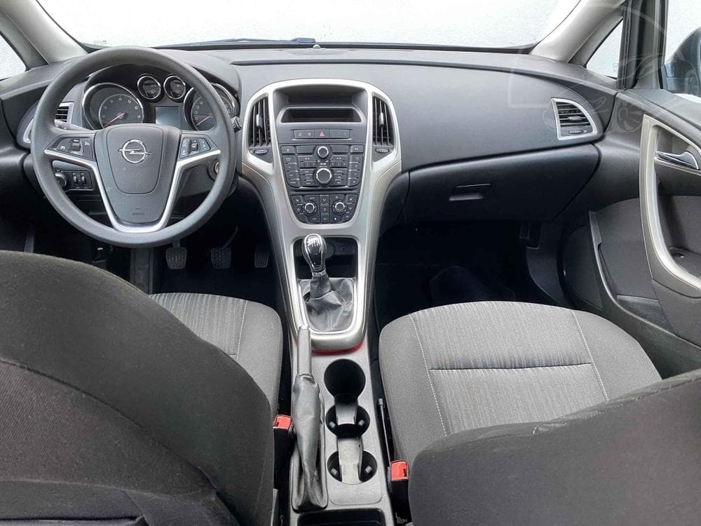 2012 Opel ASTRA - 8