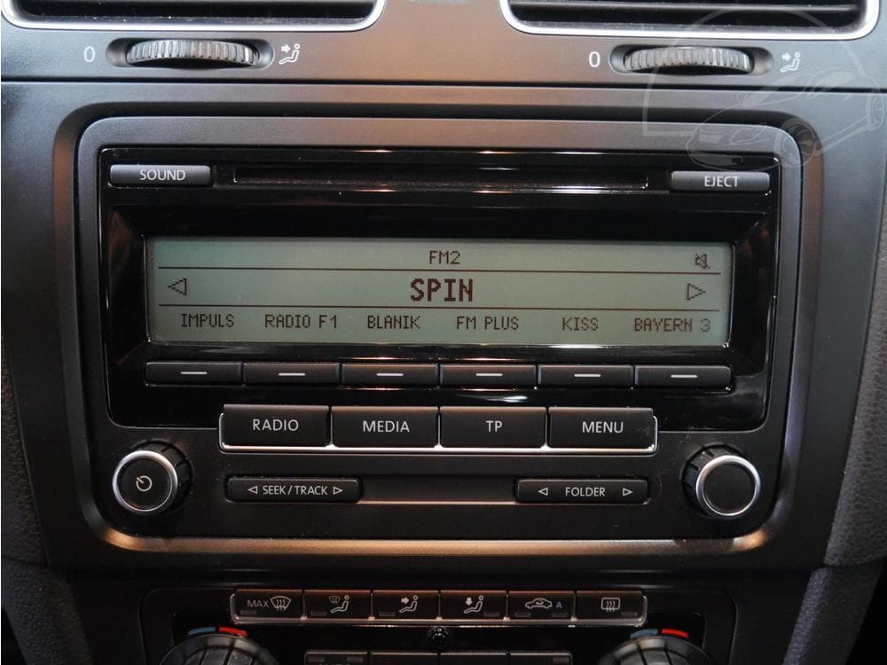 2010 Volkswagen GOLF - 12