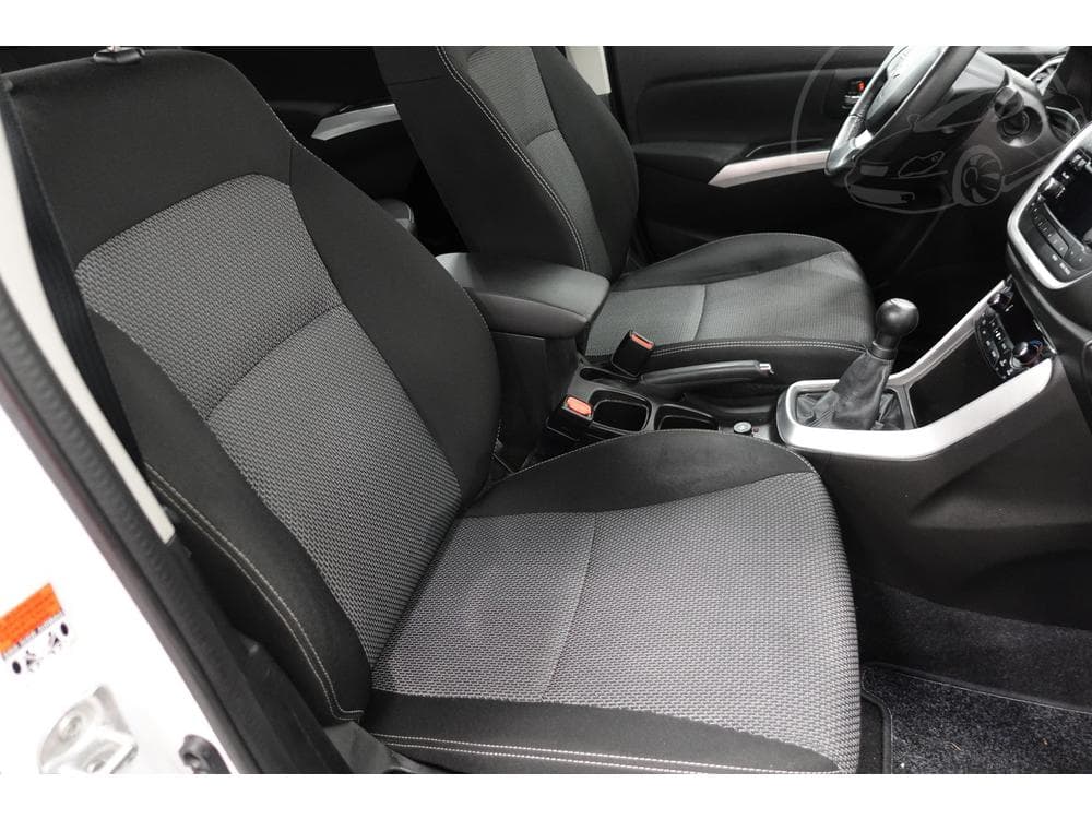 2015 Suzuki S-Cross - 12