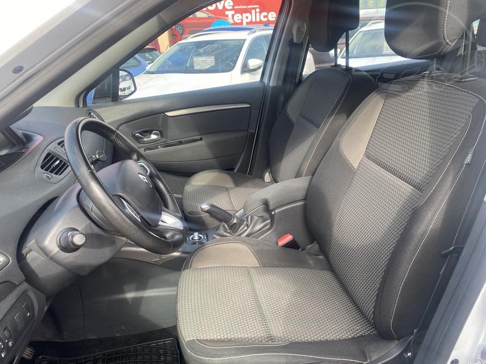 2013 Renault SCENIC - 9