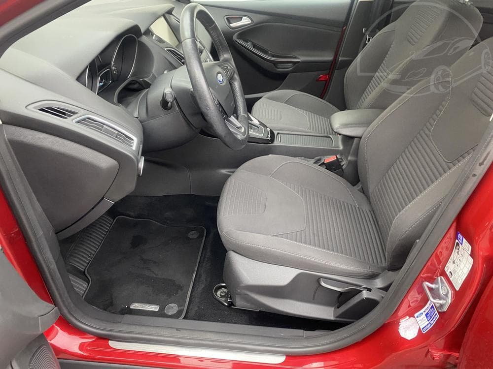 2015 Ford Focus - 10