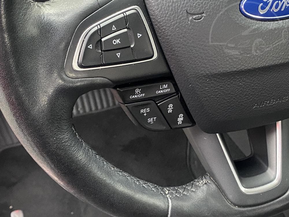 2015 Ford Focus - 14