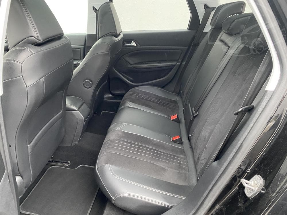 2016 Peugeot 308 - 10