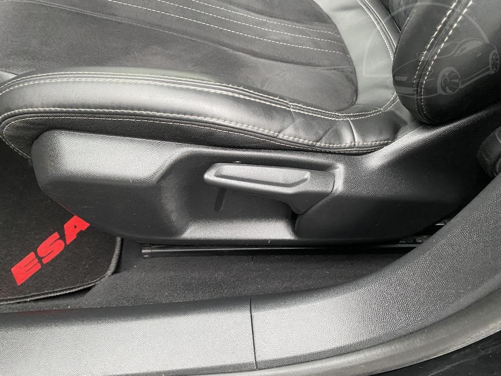 2016 Peugeot 308 - 14