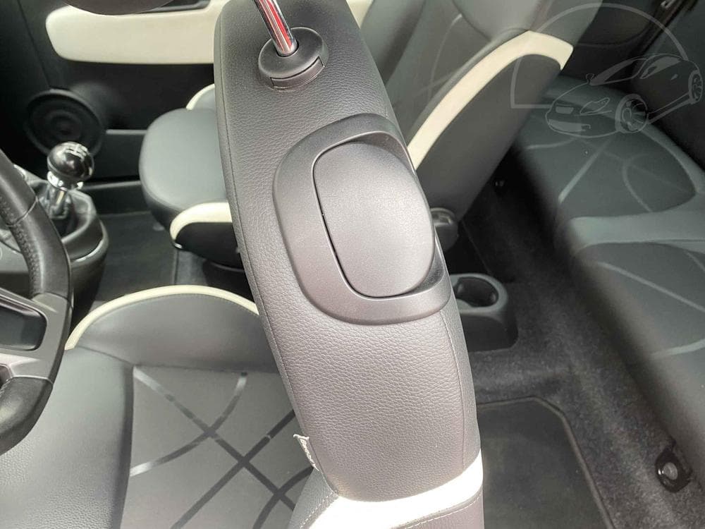 2016 Fiat 500 - 11
