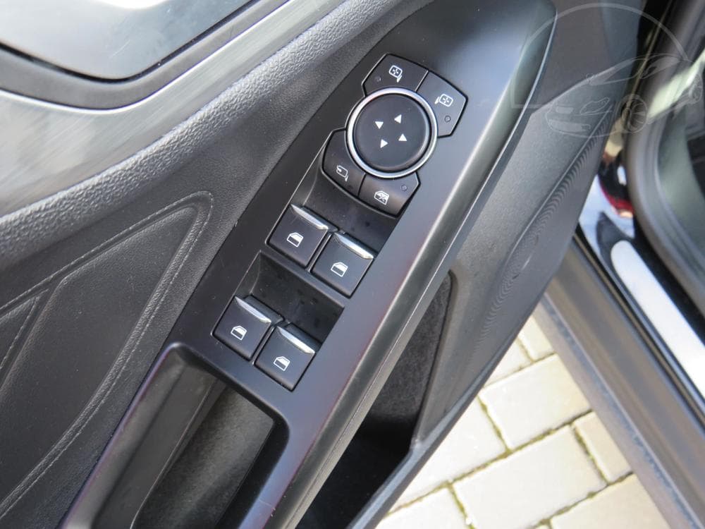 2018 Ford Focus - 13