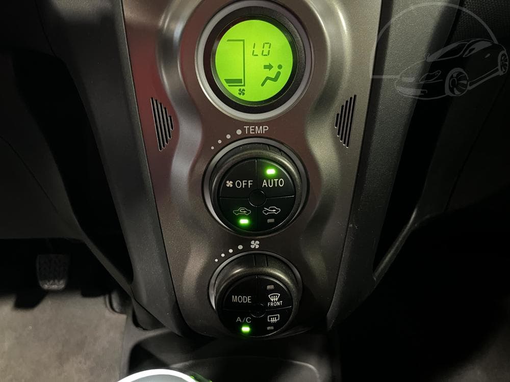 2012 Daihatsu CHARADE - 16