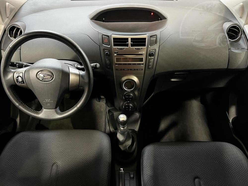 2012 Daihatsu CHARADE - 8