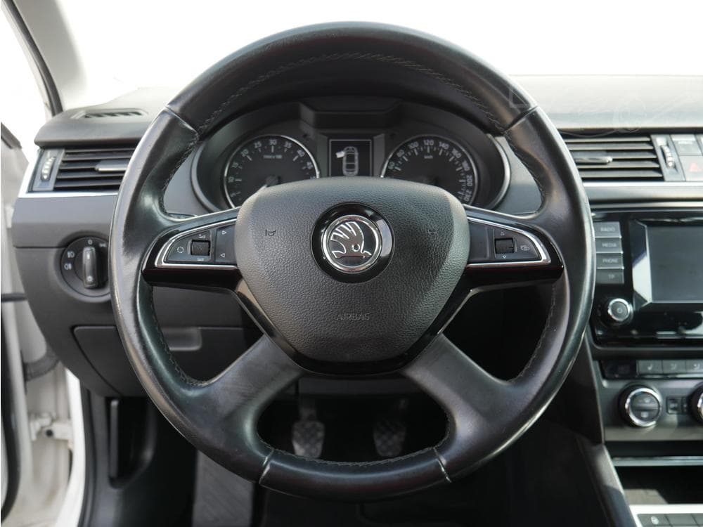 2015 Škoda OCTAVIA - 31