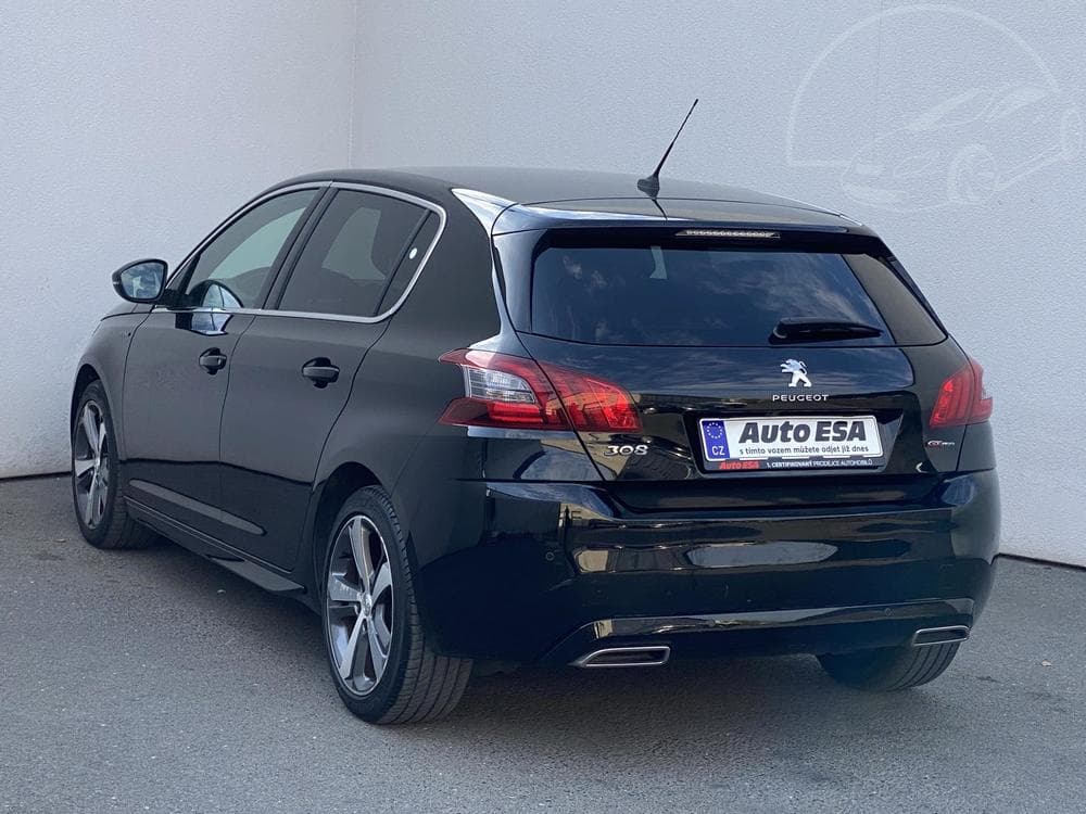 2020 Peugeot 308 - 21