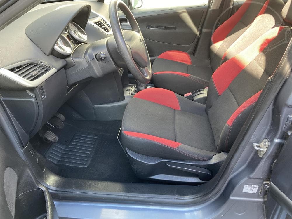 2008 Peugeot 207 - 15