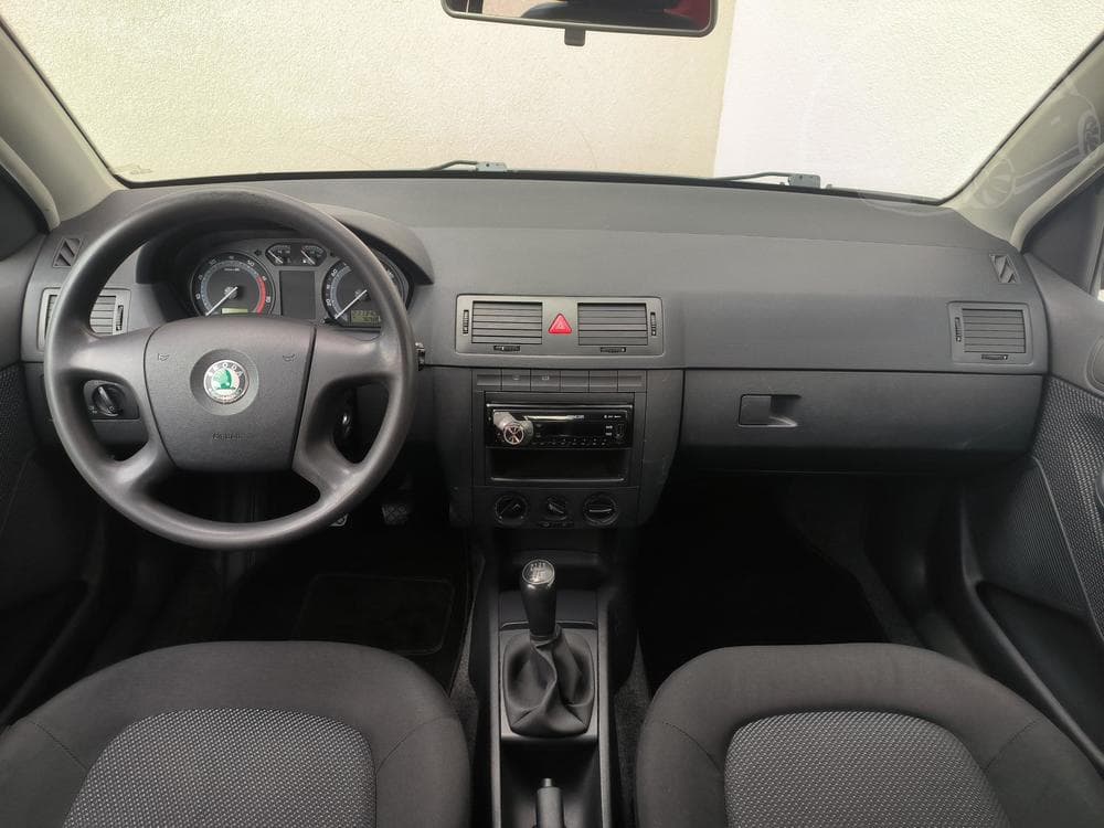 2005 Škoda FABIA - 8
