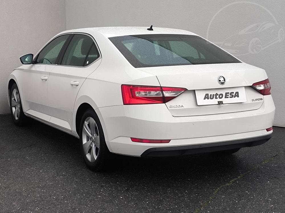 2017 Škoda SUPERB - 16
