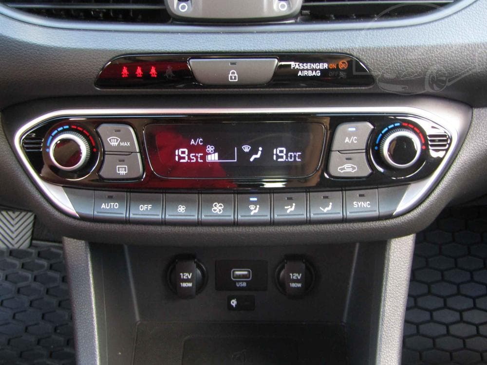 2023 Hyundai i30 - 15