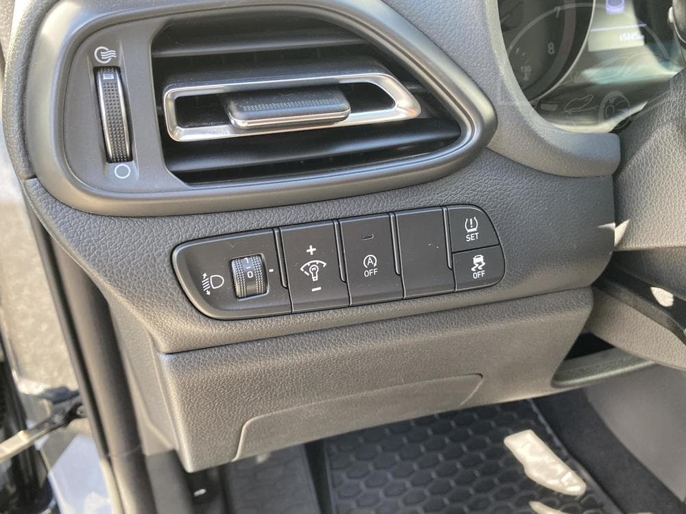 2023 Hyundai i30 - 43